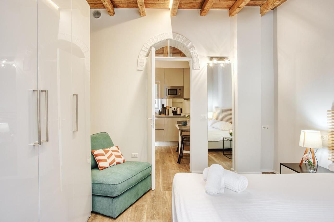 Joivy Delightful 1-Bed Flat In The Centre Of Milan Leilighet Eksteriør bilde