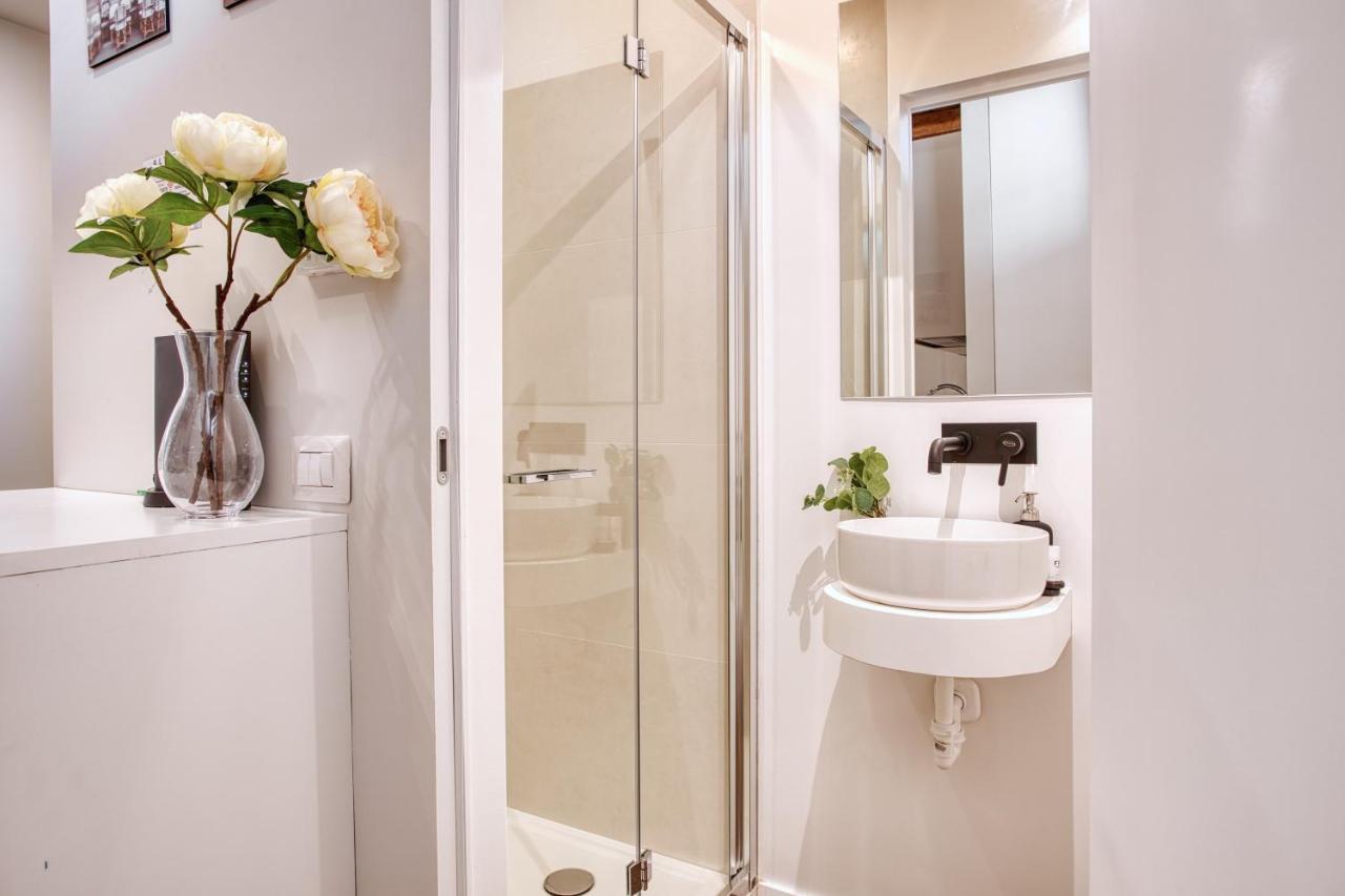 Joivy Delightful 1-Bed Flat In The Centre Of Milan Leilighet Eksteriør bilde